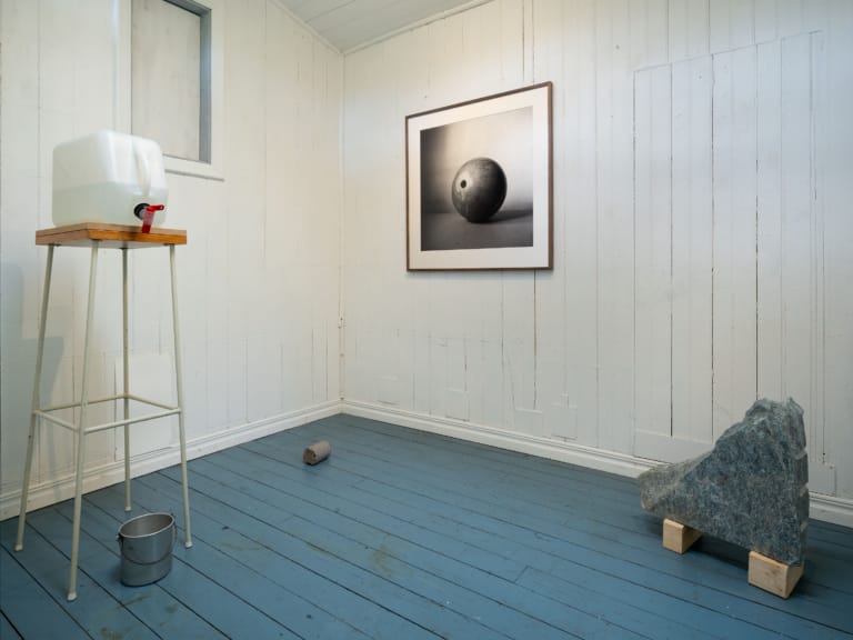 Långsamt går jag ingenstans / Slowly I go Nowhere