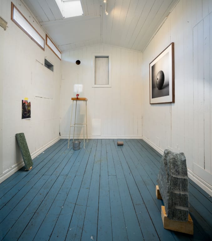 Långsamt går jag ingenstans / Slowly I go Nowhere